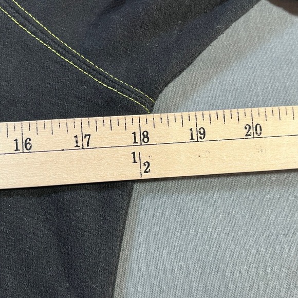 Vintage Abbey Dawn Avril Lavigne Hoodie Sweatshirt L Black Zip Y2K Grunge‎ Emo - Picture 13 of 13